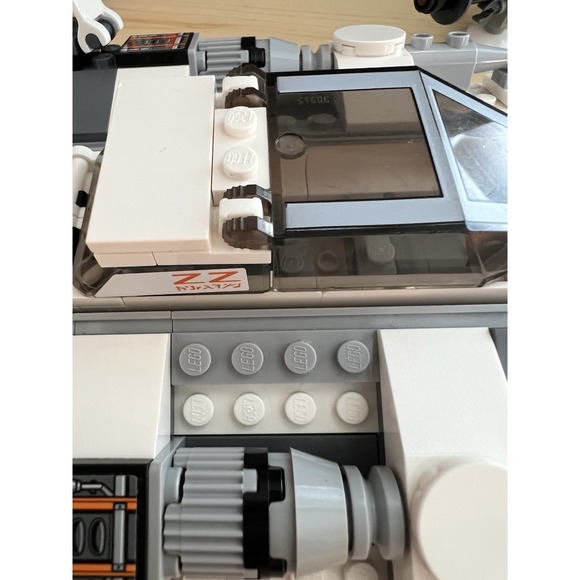 LEGO 2014 Star Wars Snowspeeder (75049) All Figs, Manual - Build Missing 2 Pcs - Picture 7 of 16